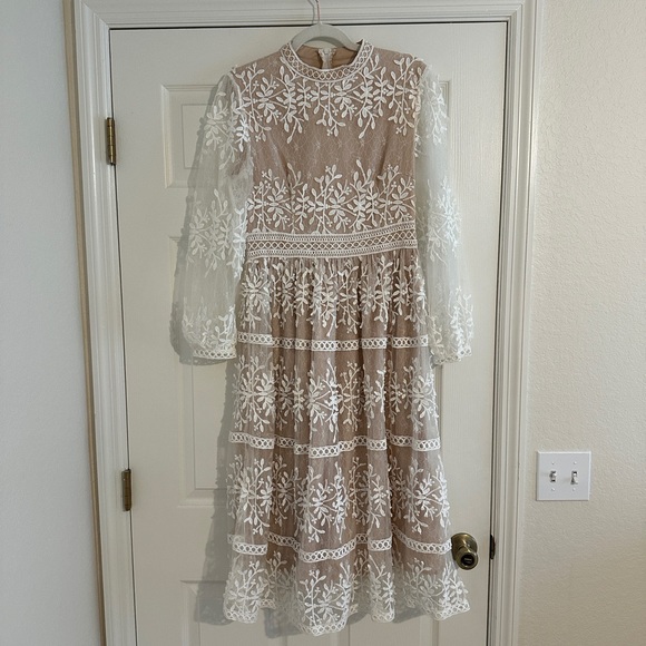 Ivy City Co || Sicily dress - Picture 2 of 8